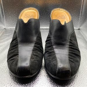 Sofft suede and leather mule